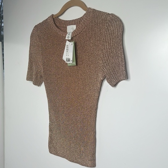 H&M Sz S Bronze Rose Gold Metallic Rib Knit Short Sleeve Sweater - New with Tags - Picture 2 of 6